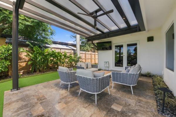 Lauderdale Isles, 2449 Key Largo Ln, Fort Lauderdale, Florida 33312, image 1