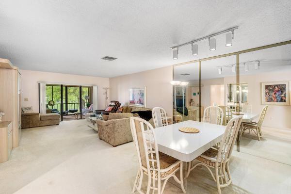 8320 Casa Del Lago #D, Boca Raton, Florida 33433, image 1