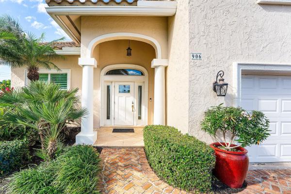 Riverside, 906 Dolphin Dr, Jupiter, Florida 33458, image 1