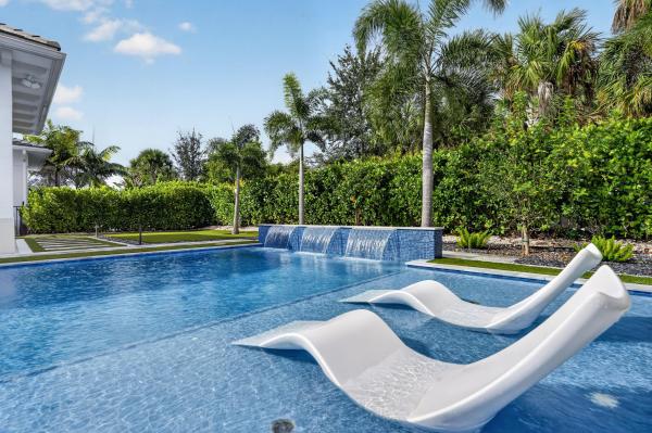 Coral Isles At Avenir, 9372 Coral Isles Cir, Palm Beach Gardens, Florida 33412, image 1