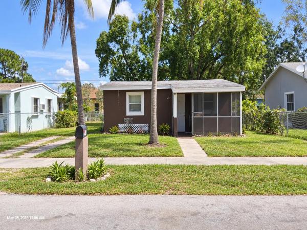 Collier City, 2819 NW 3rd St, Pompano Beach, Florida 33069, image 1
