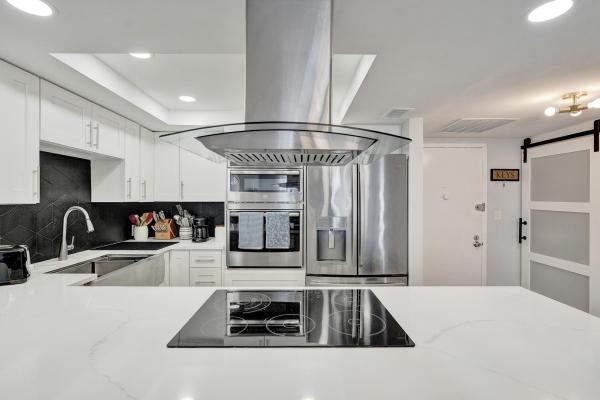 The Olympus Towers, 600 Three Islands Blvd #615, Hallandale Beach, Florida 33009, image 1