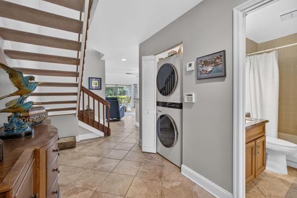 2439 Treasure Isle Dr #7, Palm Beach Gardens, Florida 33410, image 1