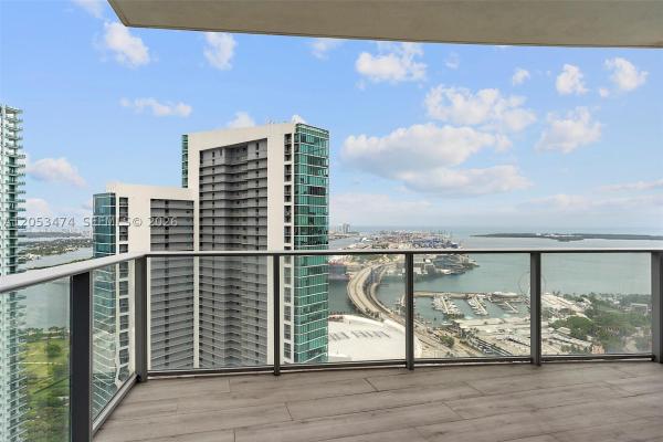 Paramount Miami Worldcenter, 851 NE 1st Ave #4407, Miami, Florida 33132, image 1