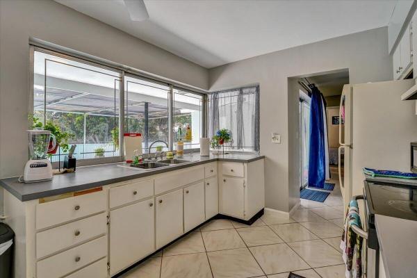 Oriole Estates, 3982 NW 39th Ave, Lauderdale Lakes, Florida 33309, image 1