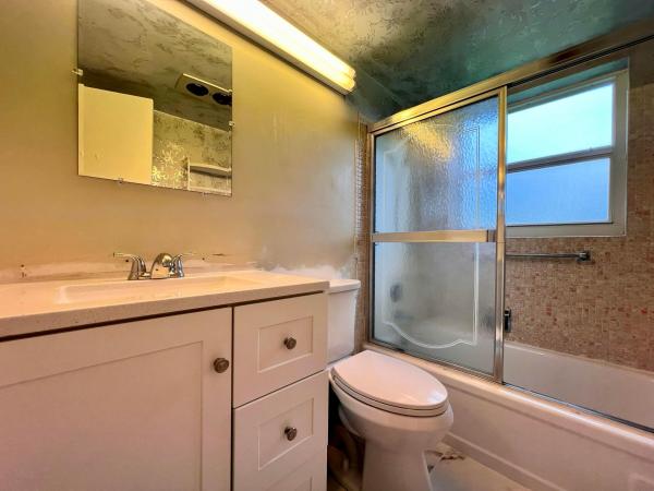 14 Bedford A, West Palm Beach, Florida 33417, image 1