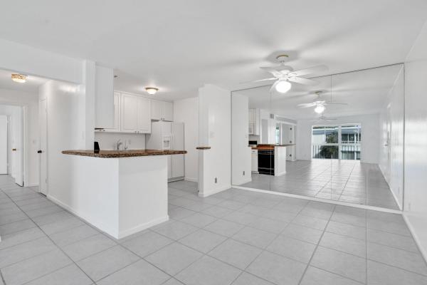 Bay Colony Club, 6469 Bay Club Dr #3, Fort Lauderdale, Florida 33308, image 1