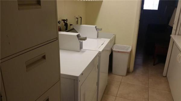 Crystal Lake 941, 941 Crystal Lake Dr #105, Deerfield Beach, Florida 33064, image 1