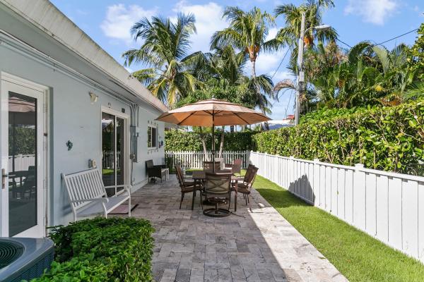 Breakwater Surf Club, 2607 SE 21st St, Fort Lauderdale, Florida 33316, image 1