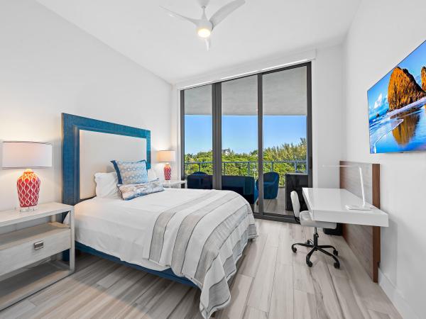 Paramount, 701 N Fort Lauderdale Beach Blvd #402, Fort Lauderdale, Florida 33304, image 1