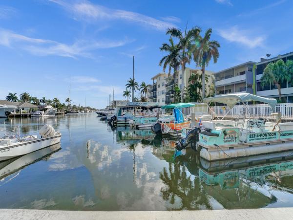 Cliff Lake Villas, 1115 SE 14th Pl #19C, Fort Lauderdale, Florida 33316, image 1