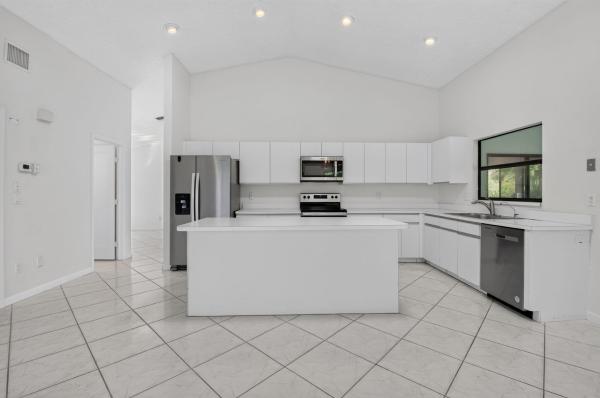 Rainberry Bay, 2915 Riviera Dr, Delray Beach, Florida 33445, image 1