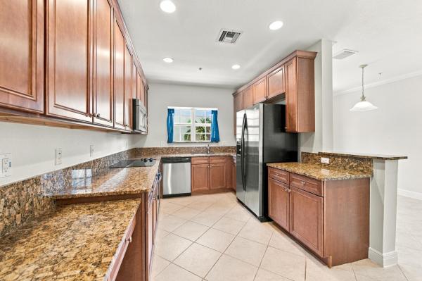 The Cloisters At Lake Worth, 601 S Federal Hwy #25, Lake Worth Beach, Florida 33460, image 1