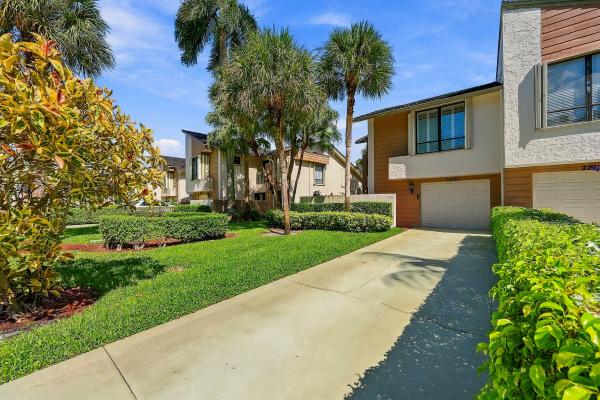 Ironwedge, 22932 Ironwedge Dr, Boca Raton, Florida 33433, image 1