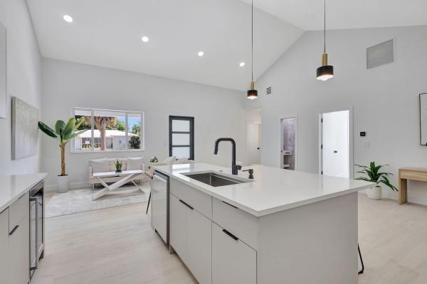 Broadmoor, 338 Palmetto St, West Palm Beach, Florida 33405, image 1
