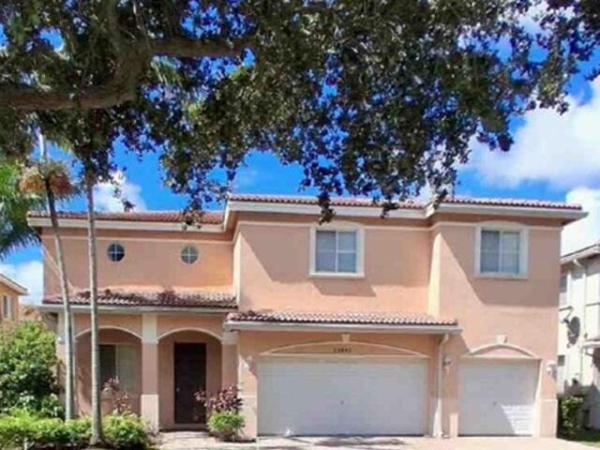 Sport Acres, 20442 NW 10th Ave, Miami Gardens, Florida 33169, image 1