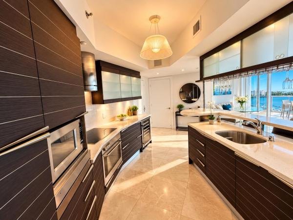 Murano Grande At Portofino, 400 Alton Rd #1704, Miami Beach, Florida 33139, image 1