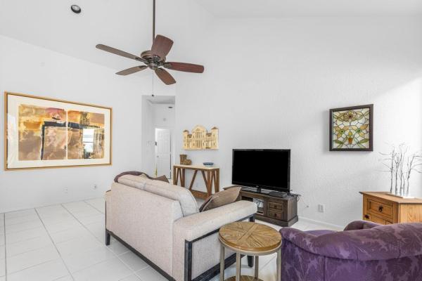 Hampton Fairways At Indian Spring, 11614 Creekside Dr, Boynton Beach, Florida 33437, image 1