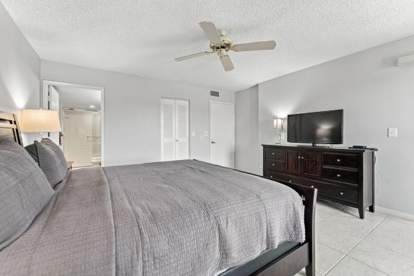 Huntington Lakes 4, 7280 Amberly Ln #402, Delray Beach, Florida 33446, image 1