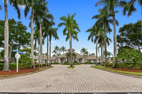 Paradise Bay At Andros Isle, 8829 S San Andros, West Palm Beach, Florida 33411, image 1