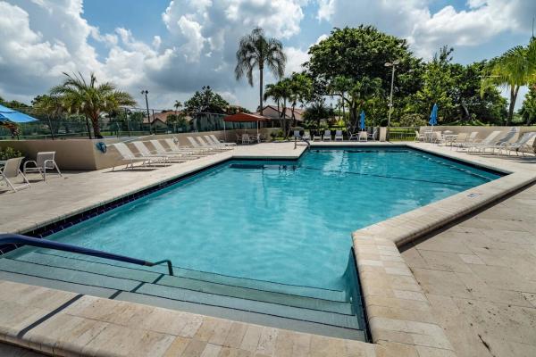 Waterside, 23437 Water Cir, Boca Raton, Florida 33486, image 1
