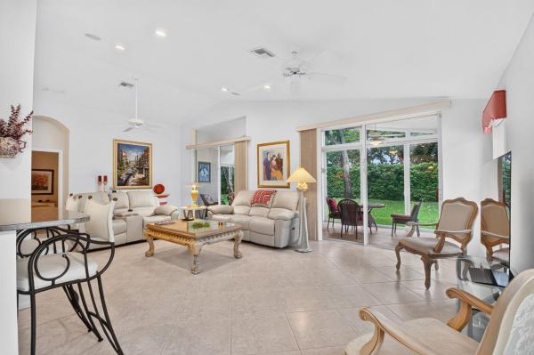Cascade Lakes, 5257 Glenville Dr, Boynton Beach, Florida 33437, image 1