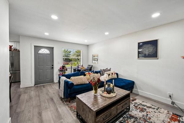 Pine Glen, 8283 NW 39th St, Coral Springs, Florida 33065, image 1