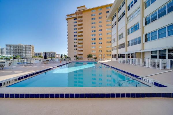 Golden Sails, 111 Golden Isles Dr #D2, Hallandale Beach, Florida 33009, image 1
