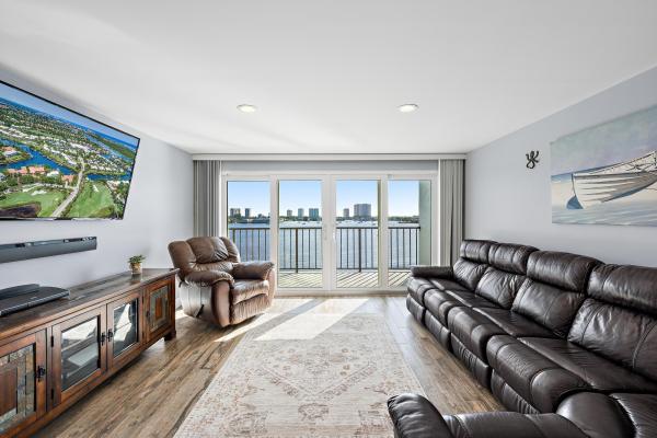Lake Harbor Cove, 3040 Lake Shore Dr #903, Riviera Beach, Florida 33404, image 1