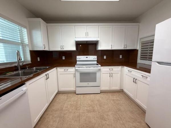 Live Oak Of Pine Island Ridge, 9440 Live Oak Pl #402, Davie, Florida 33324, image 1