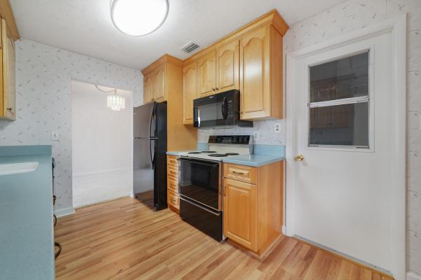 Palm Beach Leisureville, 717 SW 15th St, Boynton Beach, Florida 33426, image 1