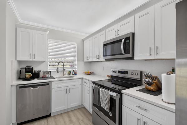 3871 Via Poinciana #202, Lake Worth, Florida 33467, image 1