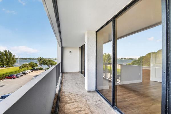 The Palm Beach House, 5600 N Flagler Dr #306, West Palm Beach, Florida 33407, image 1
