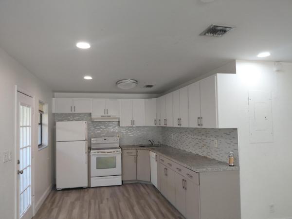 Central Oakland Park, 1008 NE 33rd St, Oakland Park, Florida 33334, image 1