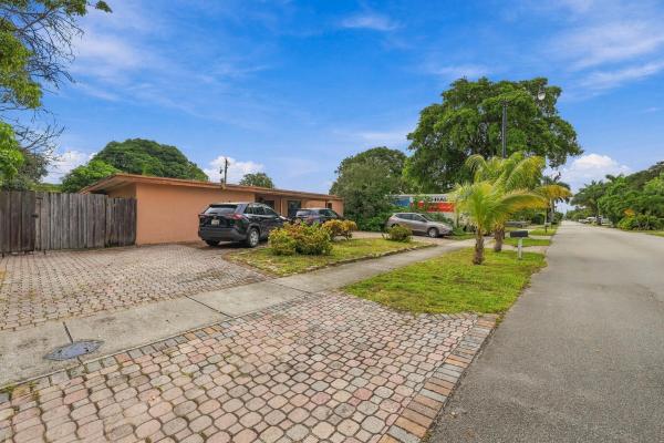 Pompano Beach Highlands, 4972 NE 14th Ave, Pompano Beach, Florida 33064, image 1
