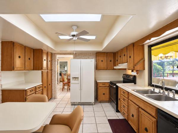 Plantation Golf Estates, 937 W Tropical Way, Plantation, Florida 33317, image 1
