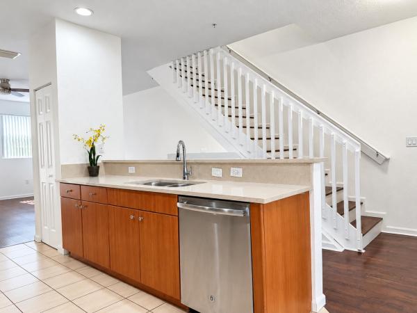 Palm Island Villas, 2725 NE 8th Ave #112, Wilton Manors, Florida 33334, image 1