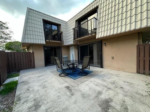 Village Of Sandalwood Lakes South, 5324 53rd Way, West Palm Beach, Florida 33409, image 1