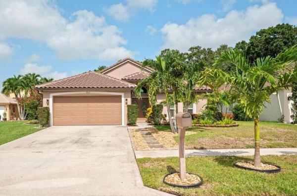 The Estates At Oak Hamlet, 1842 Oak Berry Cir, Wellington, Florida 33414, image 1