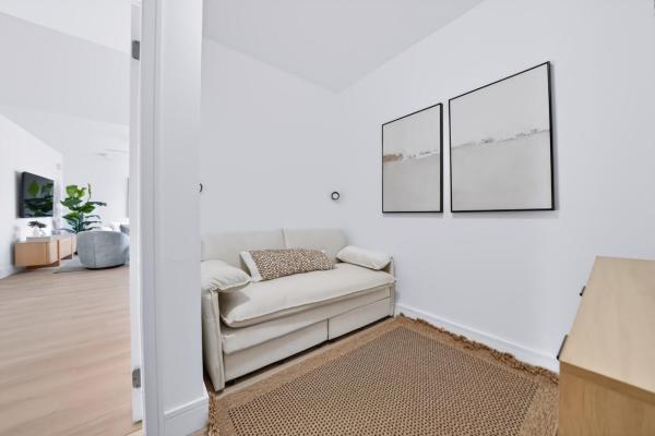 Holiday Isle Yacht Club, 741 Bayshore Dr #2S, Fort Lauderdale, Florida 33304, image 1