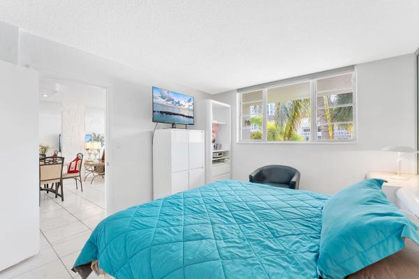 The Islands Bermuda, 1889 S Ocean Dr #203, Hallandale Beach, Florida 33009, image 1