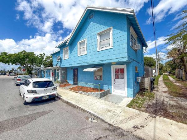 Lake Worth Town, 714 N 4th Ave, Lake Worth Beach, Florida 33460, image 1
