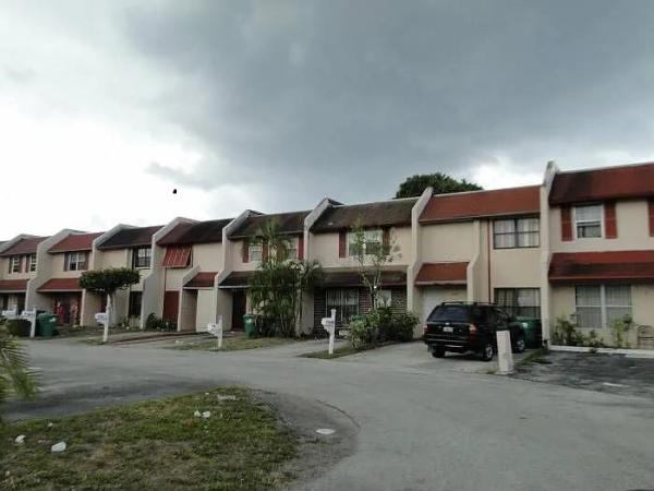Leslie Estates, 2770 NW 196th Ter, Miami Gardens, Florida 33056, image 1