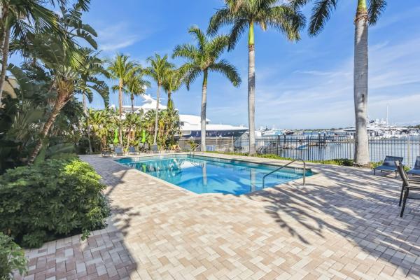 Flagler Landing, 3960 N Flagler Dr #402, West Palm Beach, Florida 33407, image 1