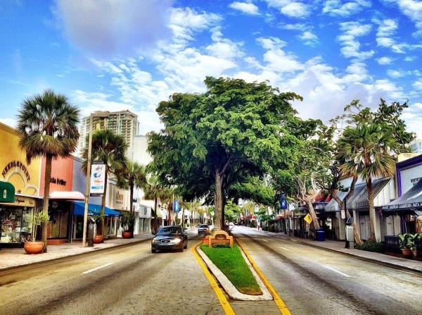 Sevilla Courts, 744 NE 14th Ave #17, Fort Lauderdale, Florida 33304, image 1