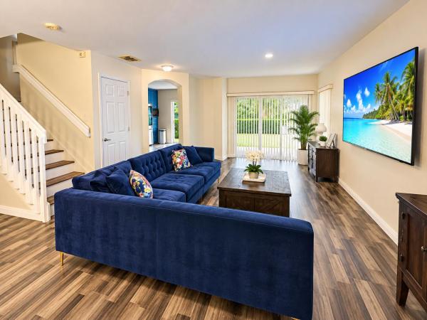 Turtle Cay, 6511 Sandy Bank Ter, Riviera Beach, Florida 33407, image 1
