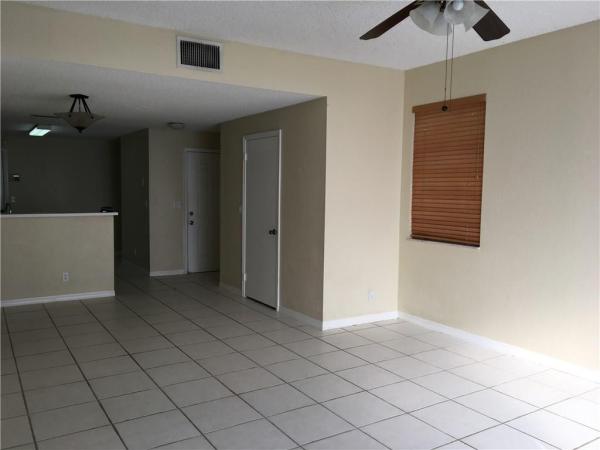 San Remo, 901 Sevilla Cir, Weston, Florida 33326, image 1