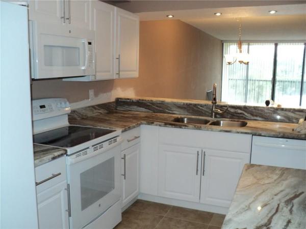 Boca Bayou, 21 Royal Palm Way #3020, Boca Raton, Florida 33432, image 2