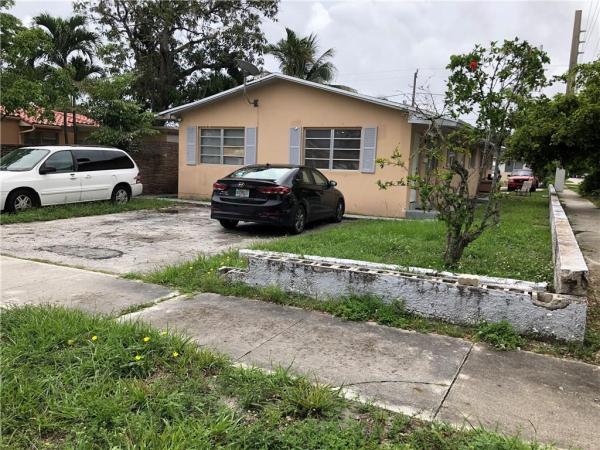 Royal Poinciana, 1219 N 20th Ave, Hollywood, Florida 33020, image 1