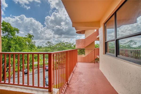 Plantation Forest, 7401 NW 16th St #404, Plantation, Florida 33313, image 3